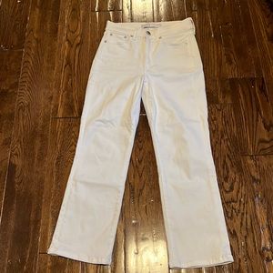 AYR The Pop white jeans size 27S EUC